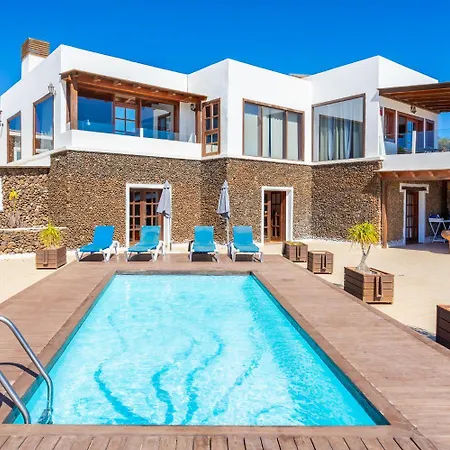 Vista Mar Villa